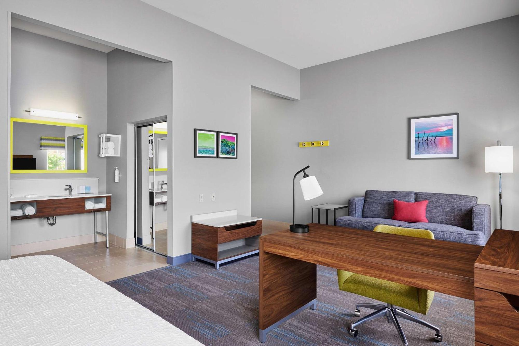 Hampton Inn & Suites Ridgecrest Bagian luar foto